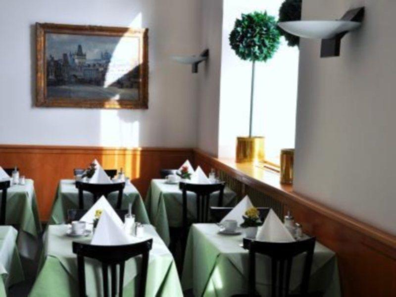 Best Western Hotel Moran Praag Restaurant foto